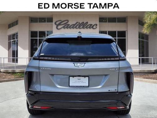 2025 Cadillac LYRIQ V