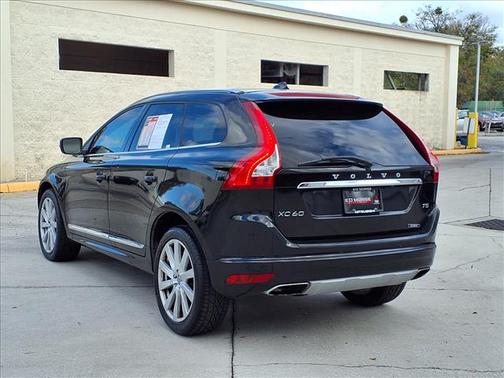 2017 Volvo XC60 T5 Inscription