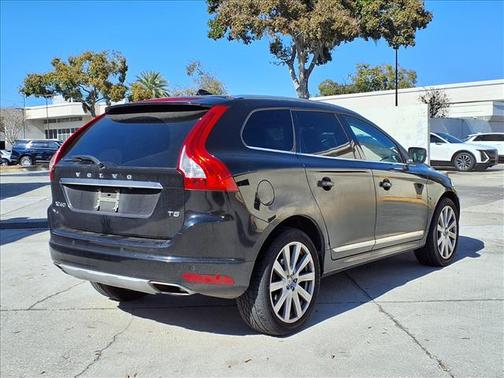 2017 Volvo XC60 T5 Inscription