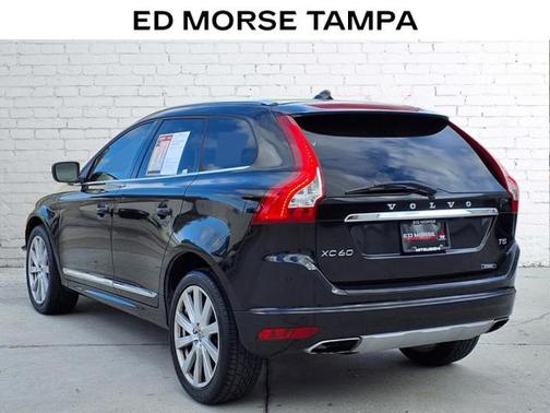 2017 Volvo XC60 T5 Inscription