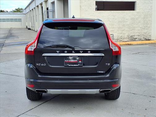 2017 Volvo XC60 T5 Inscription