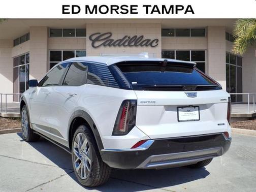 2025 Cadillac OPTIQ Luxury 1 AWD