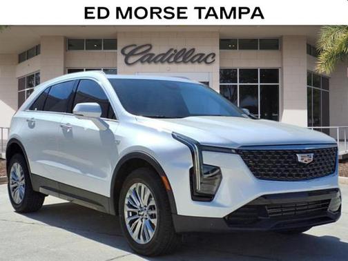 2025 Cadillac XT4 Premium Luxury