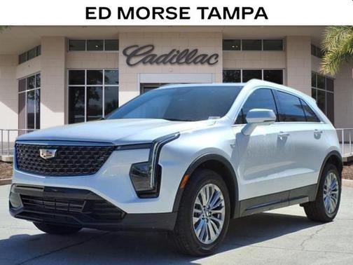2025 Cadillac XT4 Premium Luxury