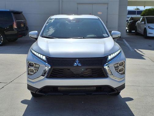 White Diamond 2026 Mitsubishi Eclipse Cross ES