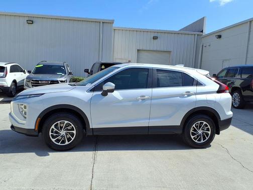 White Diamond 2026 Mitsubishi Eclipse Cross ES