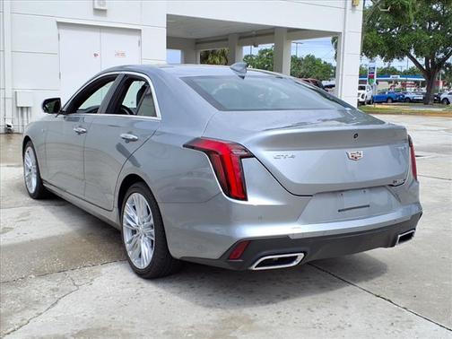2023 Cadillac CT4 Premium Luxury
