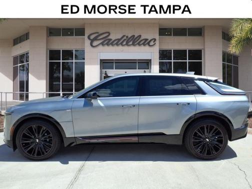 2025 Cadillac LYRIQ V