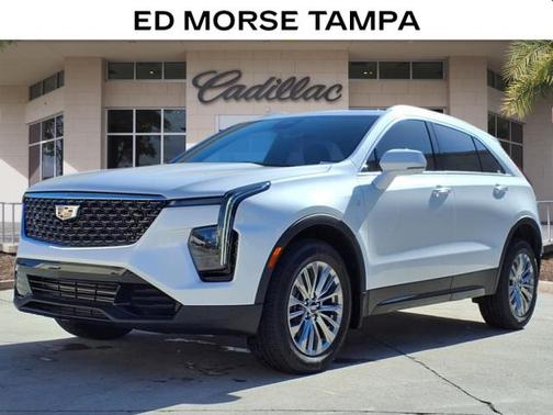 2025 Cadillac XT4 Premium Luxury