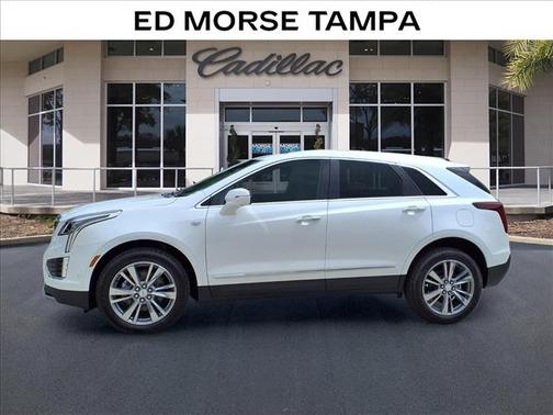Crystal White Tricoat 2026 Cadillac XT5 Premium Luxury