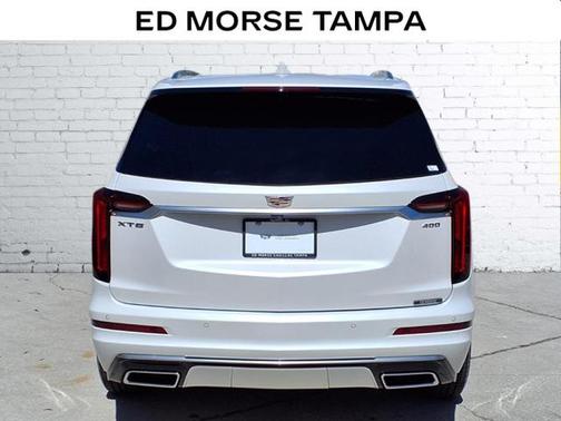 2024 Cadillac XT6 Premium Luxury FWD