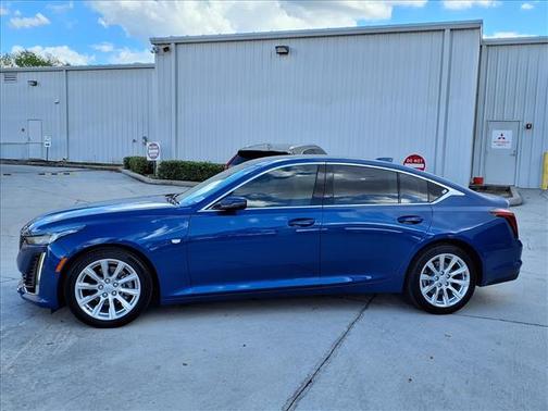 2023 Cadillac CT5 Luxury