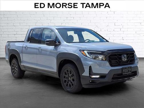 Sonic Gray Pearl 2023 Honda Ridgeline Black