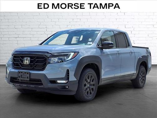 Sonic Gray Pearl 2023 Honda Ridgeline Black