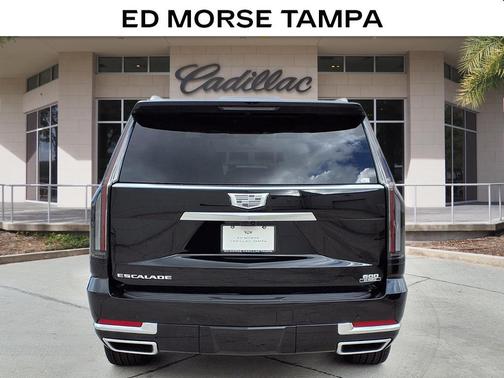 2026 Cadillac Escalade Luxury