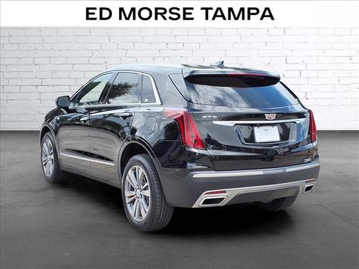 Stellar Black Metallic 2022 Cadillac XT5 Premium Luxury