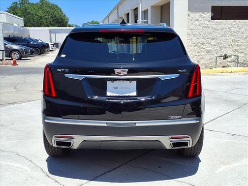 Stellar Black Metallic 2024 Cadillac XT5 Premium Luxury