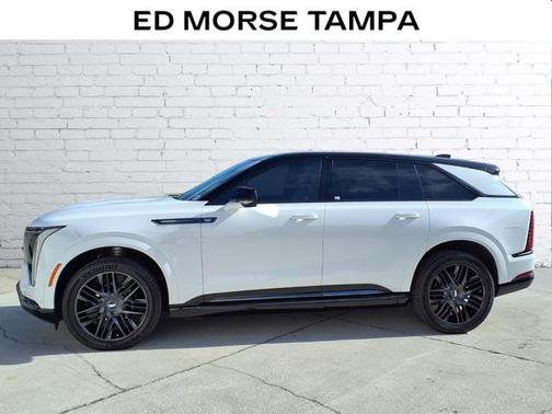 2025 Cadillac Escalade IQ Sport 2