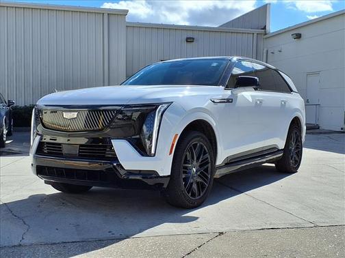 2025 Cadillac Escalade IQ Sport 2