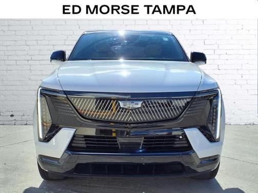 2025 Cadillac Escalade IQ Sport 2