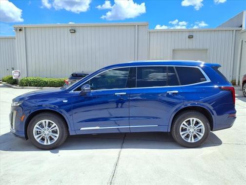 2025 Cadillac XT6 Luxury AWD