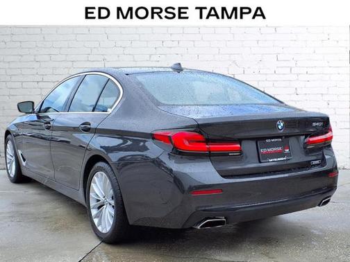 2021 BMW 540 540i