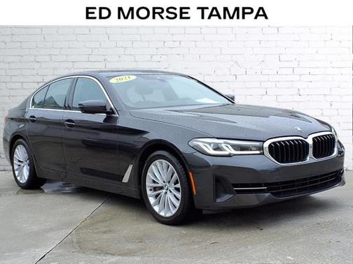 2021 BMW 540 540i