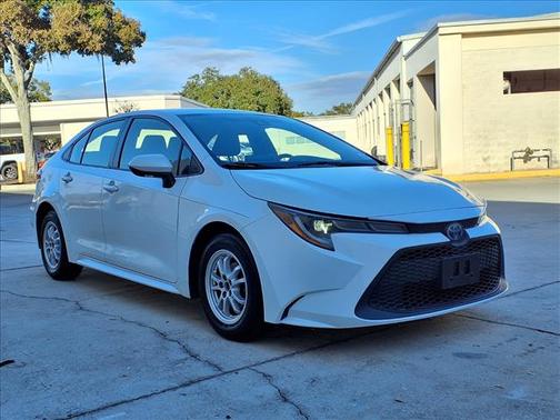 2022 Toyota Corolla Hybrid SE