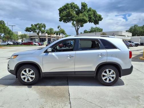 2013 Kia Sorento LX