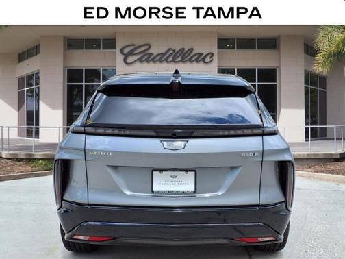 2025 Cadillac LYRIQ V