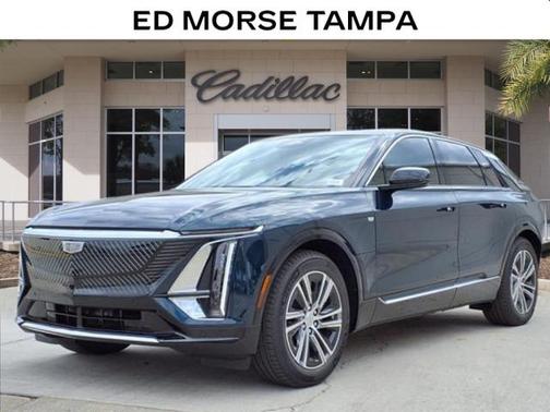 2025 Cadillac LYRIQ V