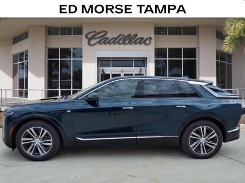 2025 Cadillac LYRIQ V