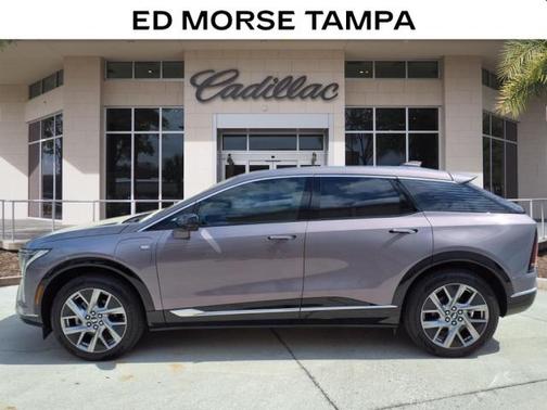 2025 Cadillac OPTIQ Luxury 1 AWD