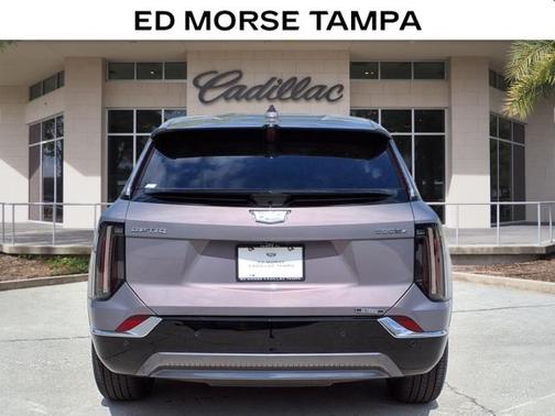2025 Cadillac OPTIQ Luxury 1 AWD