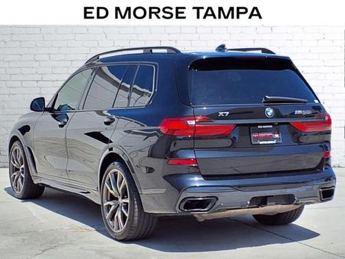 2021 BMW X7 M50i
