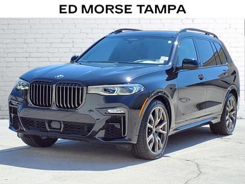2021 BMW X7 M50i