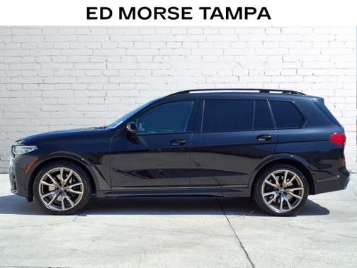 2021 BMW X7 M50i