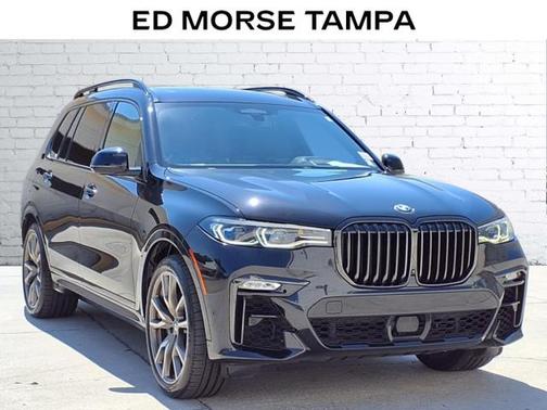2021 BMW X7 M50i