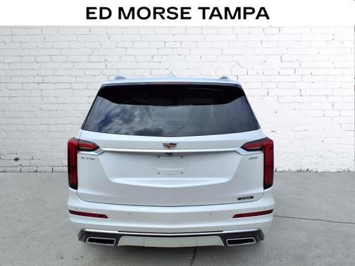 2023 Cadillac XT6 Premium Luxury FWD