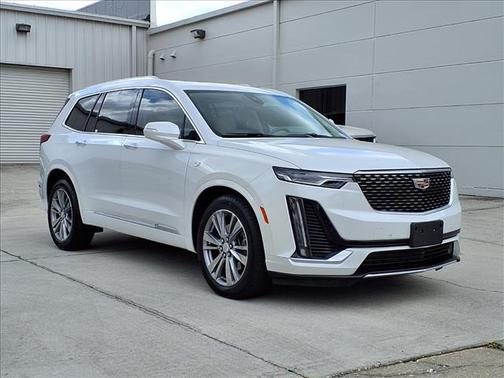 2023 Cadillac XT6 Premium Luxury FWD