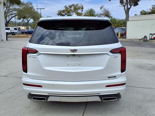 2023 Cadillac XT6 Premium Luxury FWD