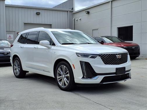 2023 Cadillac XT6 Premium Luxury FWD