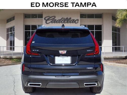 2025 Cadillac XT4 Premium Luxury