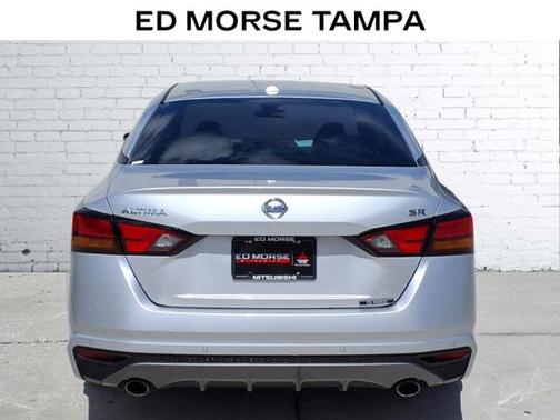 2020 Nissan Altima SR FWD