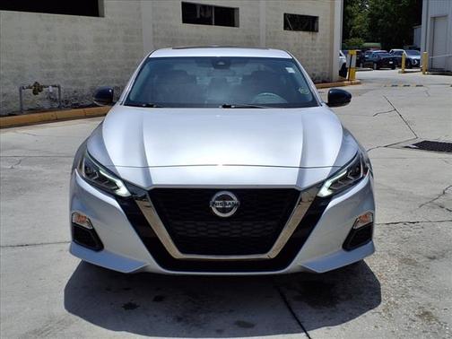 2020 Nissan Altima SR FWD