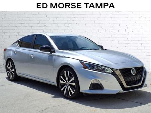 2020 Nissan Altima SR FWD