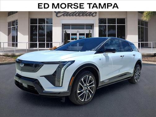 Vibrant White Tricoat 2026 Cadillac OPTIQ Sport
