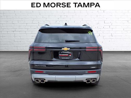 Mosaic Black Metallic 2025 Chevrolet Traverse LT