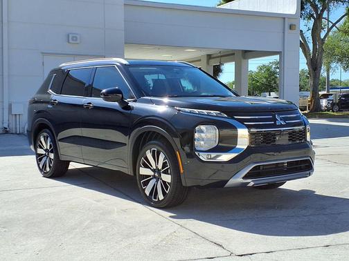 Black Diamond 2026 Mitsubishi Outlander SEL