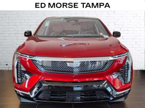 2025 Cadillac OPTIQ Luxury 1 AWD